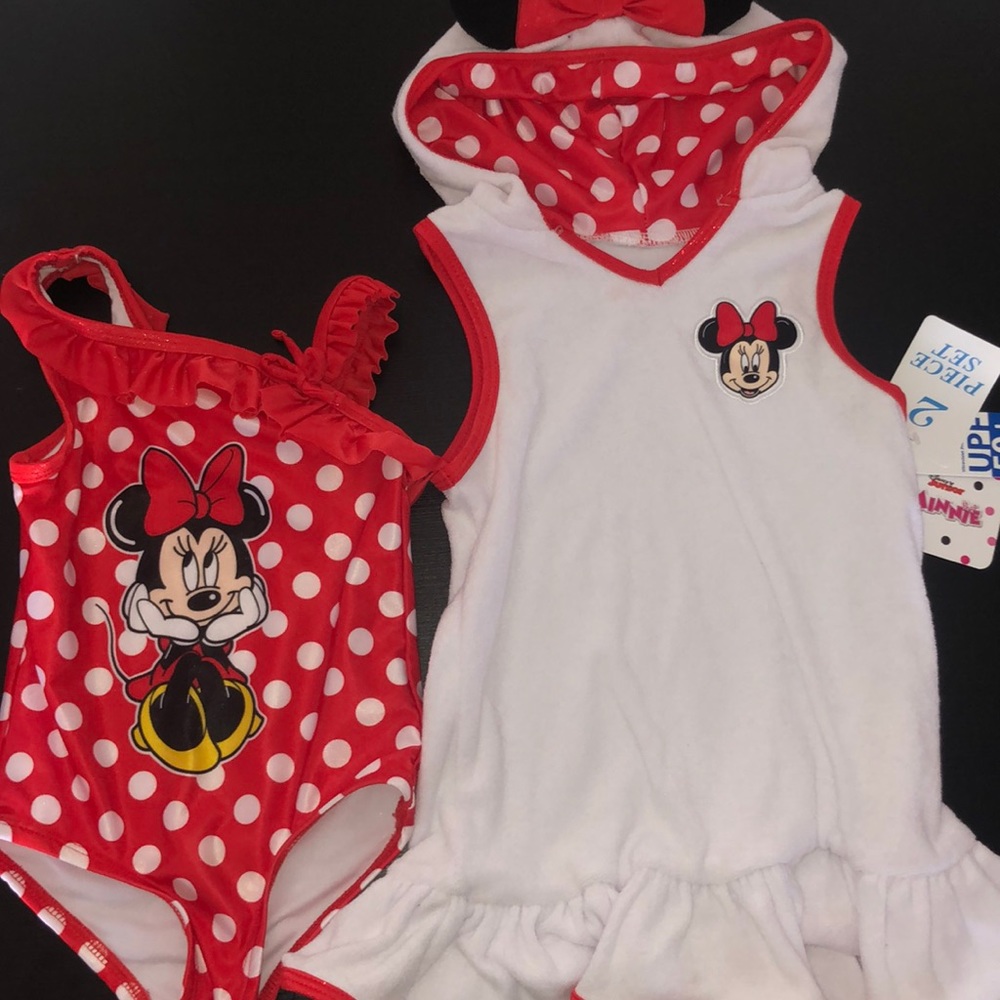 Minnie swimsuit with coverup